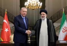 Αναβλήθηκε η επίσκεψη του Ιρανού προέδρου στην Τουρκία 