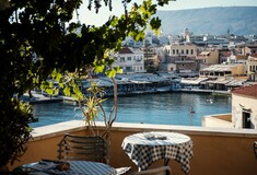 Αυξήθηκαν οι αεροπορικές αφίξεις το 2023 αλλά δεν φάνηκε στην πληρότητα των ξενοδοχείων 