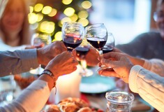 Χριστουγεννιάτικο τραπέζι: Κατά 20% ακριβότερο σε σχέση με πέρυσι