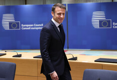 Μακρόν προς Πούτιν: Δεν έχω αλλάξει τηλεφωνικό αριθμό