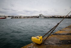 Δεμένα τα πλοία σε γραμμές του κεντρικού και βορείου Αιγαίου λόγω ισχυρών ανέμων