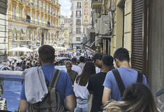 Στην ουρά για την «καλύτερη πίτσα του κόσμου»
