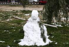 Κακοκαιρία: Επικαιροποιήθηκε το έκτακτο δελτίο της ΕΜΥ- Πού θα χιονίσει αύριο