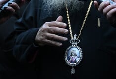 Γάμος ομόφυλων ζευγαριών: Ομόφωνο «όχι» της Ιεράς Συνόδου στο νομοσχέδιο