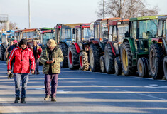 Απαγόρευση κυκλοφορίας οχημάτων στην Καρδίτσα λόγω του μπλόκου των αγροτών