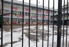 Κλειστά σχολεία: Εν αναμονή της απόφασης δήμων και περιφέρειας Αττικής