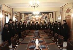 Ιερά Σύνοδος: «Απειλούνε τα θεμέλια της ελληνικής κοινωνίας» 