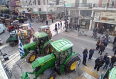 Αγρότες στα Τρίκαλα: Πορεία στο κέντρο με τα τρακτέρ