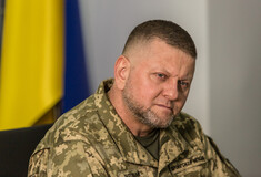 Ο Ζελένσκι απέλυσε τον ανώτατο διοικητή της Ουκρανίας