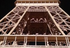 Κέρδισε τελικά το ρεκόρ Γκίνες για τον πύργο του Άιφελ που κατασκεύασε από 700.000 σπίρτα