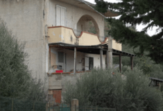 Τριπλή δολοφονία στην Ιταλία: Στραγγάλισε τα παιδιά του, έκαψε ζωντανή τη σύζυγό του