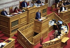 Νομοσχέδιο ομόφυλων ζευγαριών: «Κανένα σχόλιο» απαντά το Μέγαρο Μαξίμου στον Αντώνη Σαμαρά