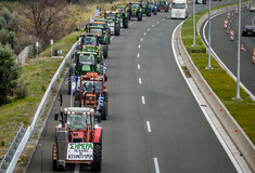 Οι αγρότες με τρακτέρ στην Αθήνα- Live οι ανακοινώσεις της ΕΛ.ΑΣ. 