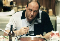 The Sopranos: Ο εθισμός του Τζέιμς Γκαντολφίνι στο αλκοόλ και τα ναρκωτικά και το χάος στα γυρίσματα της κορυφαίας σειράς 