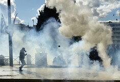 Κλειστός ο σταθμός του μετρό στο Σϋνταγμα λόγω επεισοδίων στο πανεκπαιδευτικό συλλαλητήριο