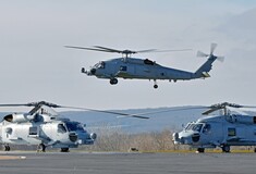Την Τετάρτη η παραλαβή των τριών ελικοπτέρων από το Πολεμικό Ναυτικό, παρουσία Μητσοτάκη