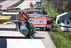 Γερμανία: Πέντε νεκροί από ανατροπή λεωφορείου κοντά στη Λειψία