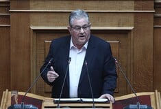 Τέμπη: Ο νόμος επιτρέπει στον Καραμανλή να κρύβεται και να μην δικάζεται