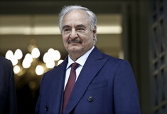 Τουρκικές εταιρείες υπέγραψαν συμφωνίες με τον γιο του Χαφτάρ για πρότζεκτ σε Βεγγάζη και Ντέρνα