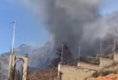 Φωτιά στο Λασίθι: Το πύρινο μέτωπο δημιούργησε ανεμοστρόβιλο - Πρωτοφανή πλάνα από την Ιεράπετρα