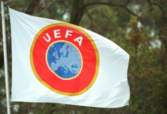 H Uefa ενημέρωσε την ΕΠΟ πώς δεν υπάρχει θετικό δείγμα Έλληνα ποδοσφαιριστή