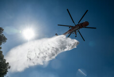 Μεγάλη φωτιά στην Κερατέα- Μήνυμα από το 112 για εκκένωση προς Ανάβυσσο