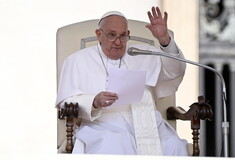 Οργή κατά του Πάπα: Χρησιμοποίησε απρεπή έκφραση για τους ομοφυλόφιλους