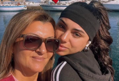 Η μητέρα της 21χρονης Έμμας συνάντησε τη λήπτρια της καρδιάς της κόρης της- «Σε ευχαριστώ που την κρατάς ζωντανή»