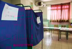 Politico: Το διακύβευμα των Ευρωεκλογών για τα ελληνικά κόμματα