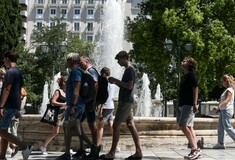 Καιρός: Ανεβαίνει ξανά ο υδράργυρος - Πού αναμένονται μπόρες και καταιγίδες