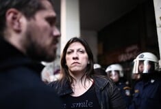Το παράδειγμα της Ζωής Κωνσταντοπούλου και η «δυναμική γυναίκα» που δεν κακοποιείται