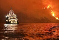 Φωτιά στην Ύδρα: Η διαχειρίστρια εταιρεία του σκάφους δηλώνει εμπιστοσύνη στο πλήρωμα