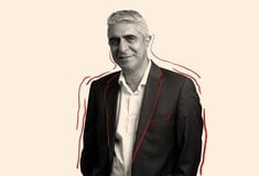 Απολύσεις όπως σε μια πολυεθνική