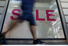 Αντίστροφη μέτρηση για τις θερινές εκπτώσεις- Πότε αρχίζουν, τι ισχύει