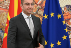 Μίτσκοσκι για ενδεχόμενη συνάντηση με Μητσοτάκη: «Ελπίζω ότι θα διατηρήσουμε την αξιοπρέπεια»