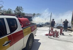 Δύο φωτιές τώρα στο Μαρκόπουλο