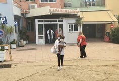 Τελευταία στιγμή σώθηκε το Καραμανδάνειο από τη φωτιά στην Πάτρα