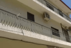 Γυναικοκτονία στην Αμφιλοχία: «Έλα αλλιώς θα σκοτώσω τη κόρη μας» εκβίασε ο δράστης την 36χρονη