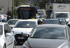Η κίνηση στους δρόμους: Μποτιλιάρισμα σε Κηφισό, Κηφισίας και Αττική Οδό