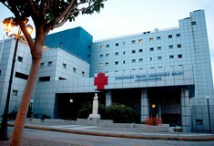 Βόλος: Γυναίκα απειλούσε με ψαλίδι γιατρούς και τραυμάτισε ασθενή μέσα στο νοσοκομείο