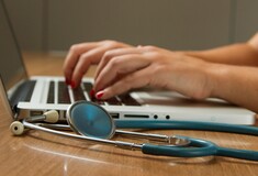 Με Τεχνητή Νοημοσύνη θα εντοπίζονται οι υπερσυνταγογραφήσεις