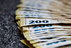 «Ο κατώτατος μισθός θα φτάσει τα 950 ευρώ μέχρι το 2027» λέει η Νίκη Κεραμέως