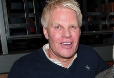 Ο πρώην CEO της Abercrombie & Fitch συνελήφθη για σωματεμπορία