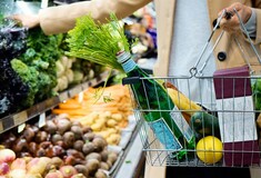 Σούπερ μάρκετ: Η λίστα με τα 123 προϊόντα που θα πωλούνται έως και 15% φθηνότερα