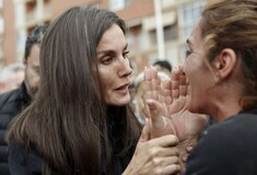 Βασίλισσα Λετίθια: Τι της είπε η πλημμυροπαθής στη Βαλένθια που την έκανε να δακρύσει