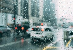 Καιρός - Τσατραφύλλιας: «Φως στο τούνελ της ανομβρίας» - Ο αντικυκλώνας «σπάει», πότε έρχονται σκόνη και βροχές