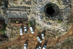 Νότια Αφρική: Το κράτος «παγίδευσε» 4.000 εργάτες σε παράνομο ορυχείο - Δεν τους δίνουν τρόφιμα και νερό για να τους συλλάβουν