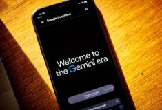 Η τρομακτική απάντηση που έδωσε το AI chatbot της Google σε φοιτητή: «Σε παρακαλώ, πέθανε»