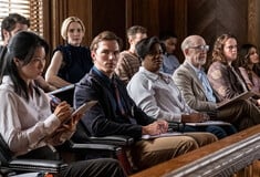Είδαμε το «Juror#2» του Κλιντ Ίστγουντ και είναι η καλύτερη αμερικανική ταινία της χρονιάς