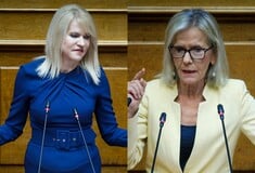 ΣΥΡΙΖΑ: Ανεξαρτητοποιήθηκαν Γιώτα Πούλου και Θεοδώρα Τζάκρη – Αξιωματική αντιπολίτευση το ΠΑΣΟΚ